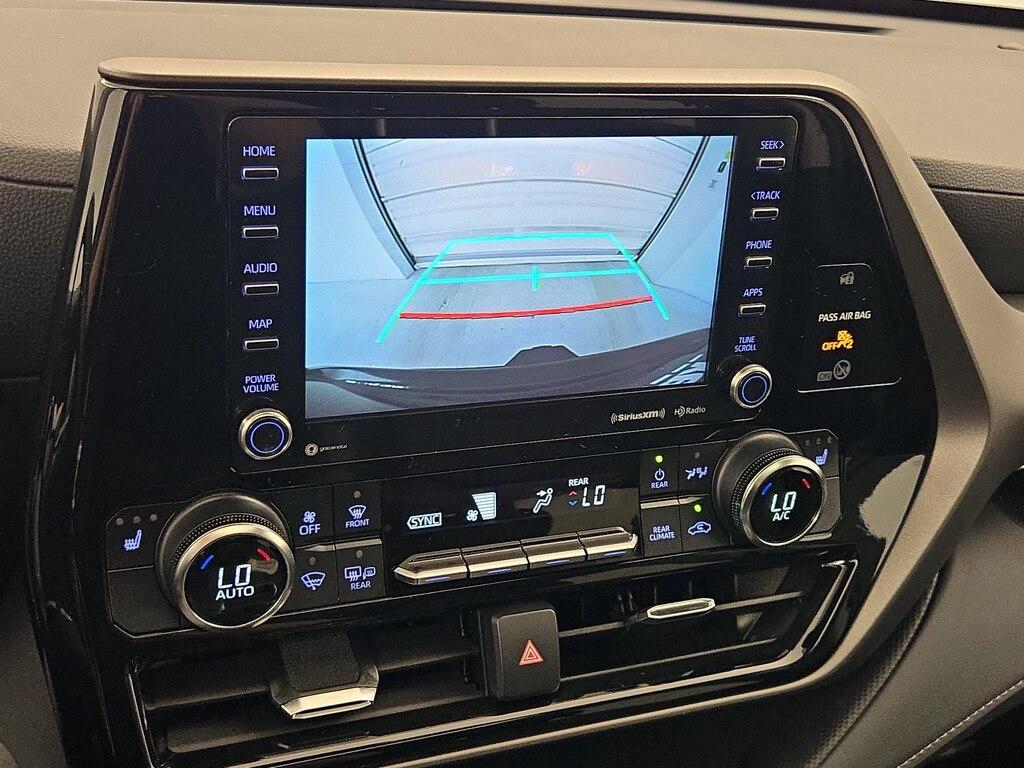 used 2022 Toyota Highlander car, priced at $36,998