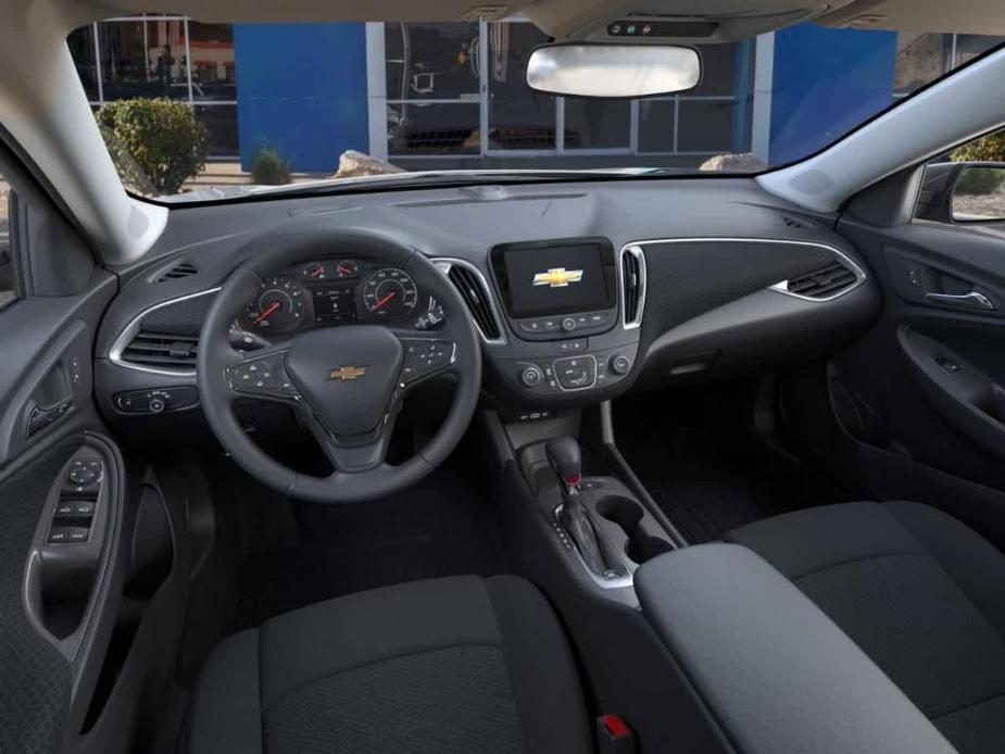 new 2024 Chevrolet Malibu car, priced at $26,085