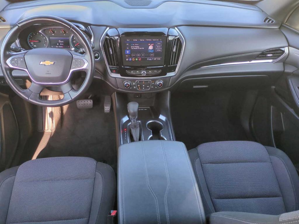 used 2022 Chevrolet Traverse car, priced at $27,988
