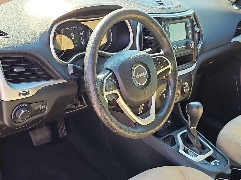 used 2016 Jeep Cherokee car, priced at $9,977