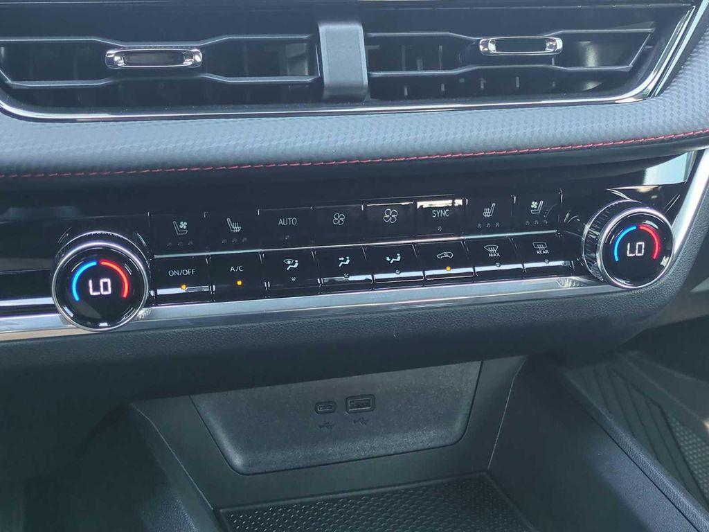 used 2026 Chevrolet Equinox car, priced at $29,544