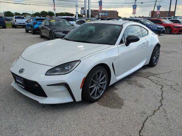 used 2022 Toyota GR86 car, priced at $29,995