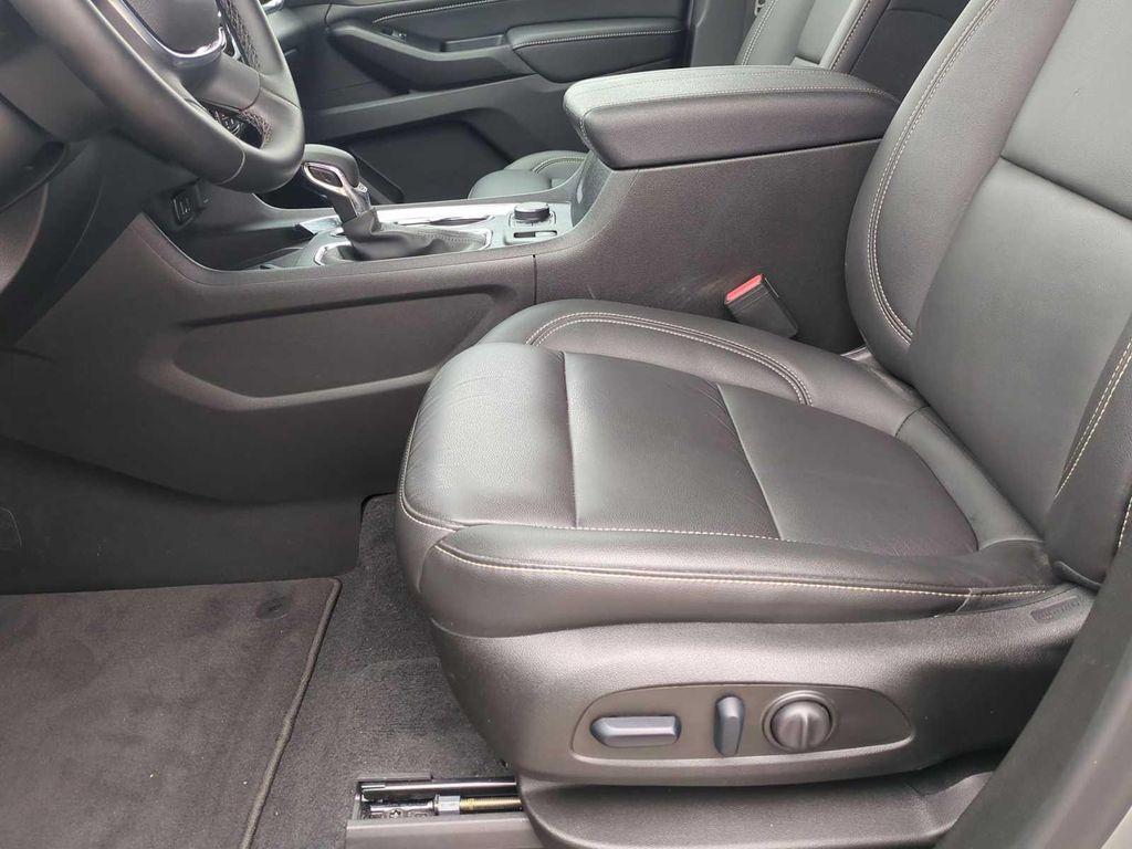 used 2024 Chevrolet Traverse Limited car, priced at $36,499
