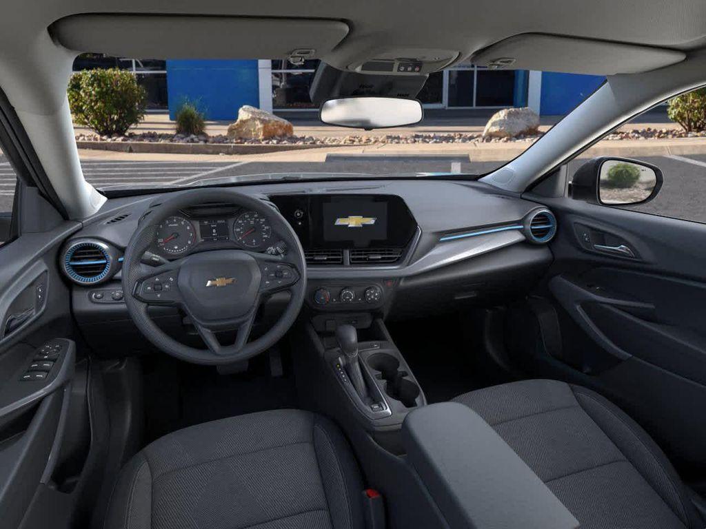 new 2025 Chevrolet Trax car, priced at $23,285