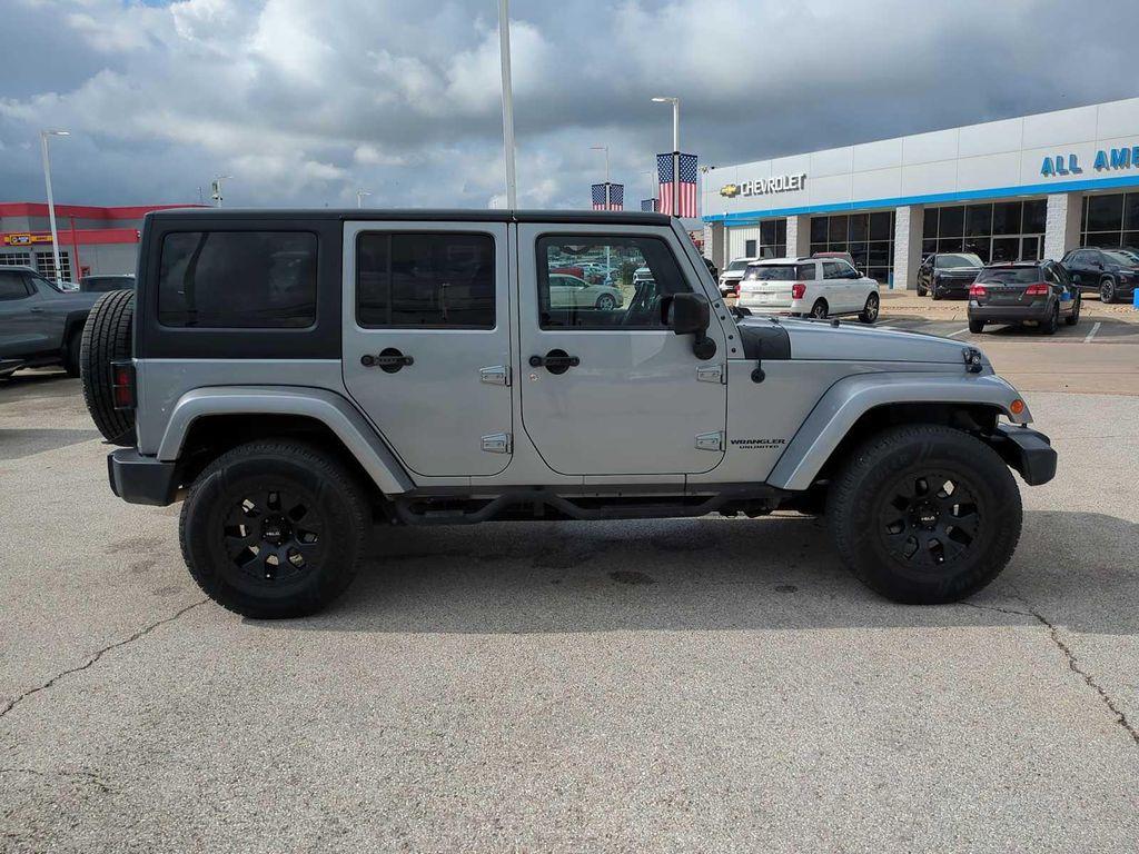 used 2015 Jeep Wrangler Unlimited car, priced at $16,753