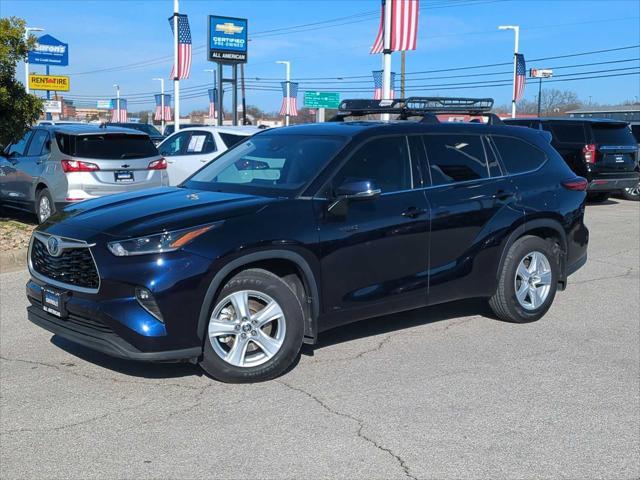 used 2021 Toyota Highlander Hybrid car, priced at $24,495