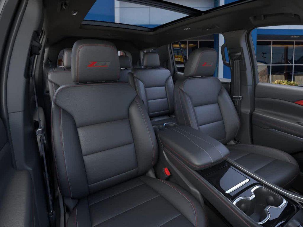 new 2026 Chevrolet Traverse car, priced at $52,720