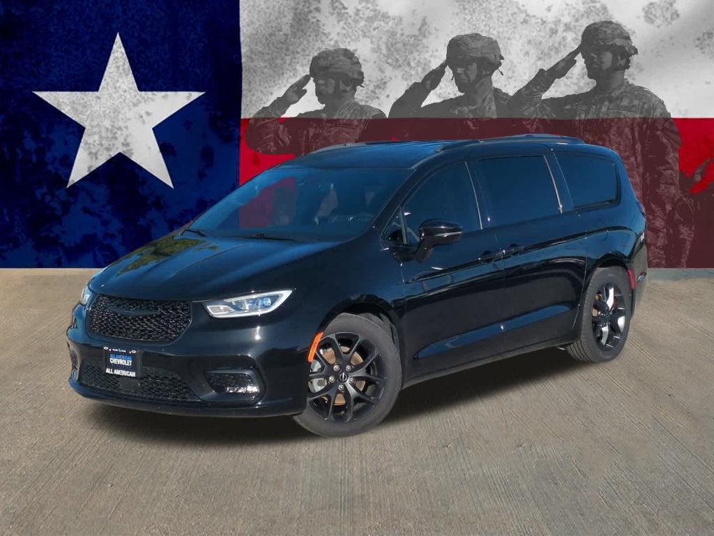 used 2021 Chrysler Pacifica car, priced at $23,259