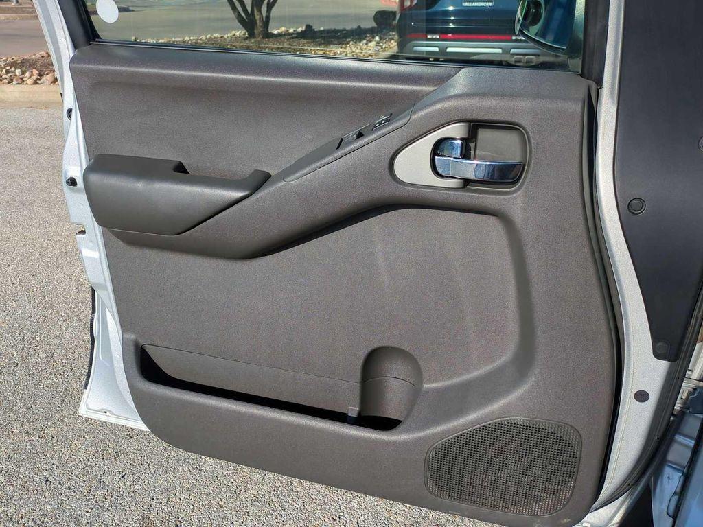 used 2007 Nissan Frontier car, priced at $7,999