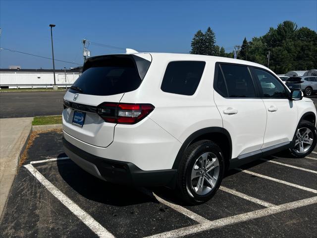 new 2025 Honda Pilot car, priced at $47,505