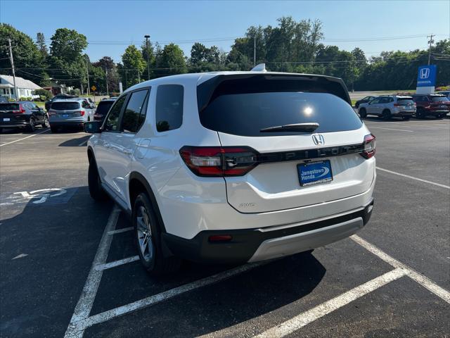 new 2025 Honda Pilot car, priced at $47,505