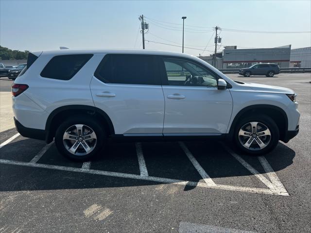 new 2025 Honda Pilot car, priced at $47,505