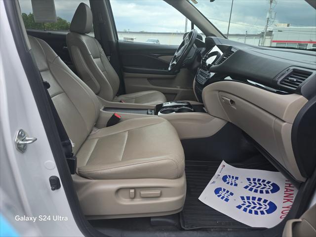 used 2021 Honda Pilot car, priced at $28,881