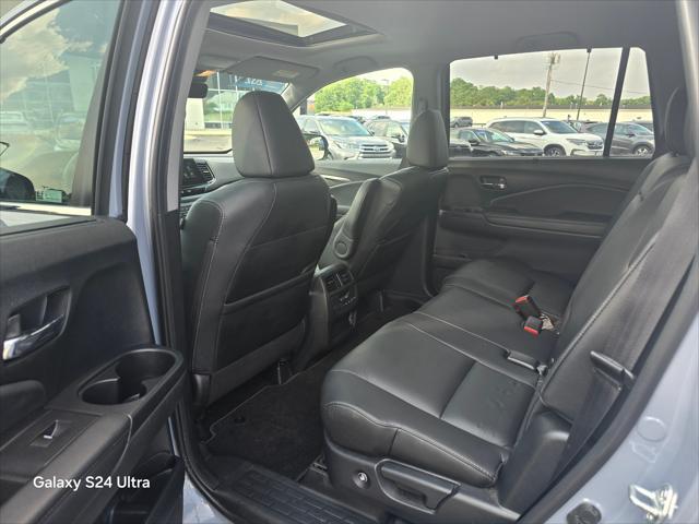 used 2022 Honda Pilot car, priced at $36,237