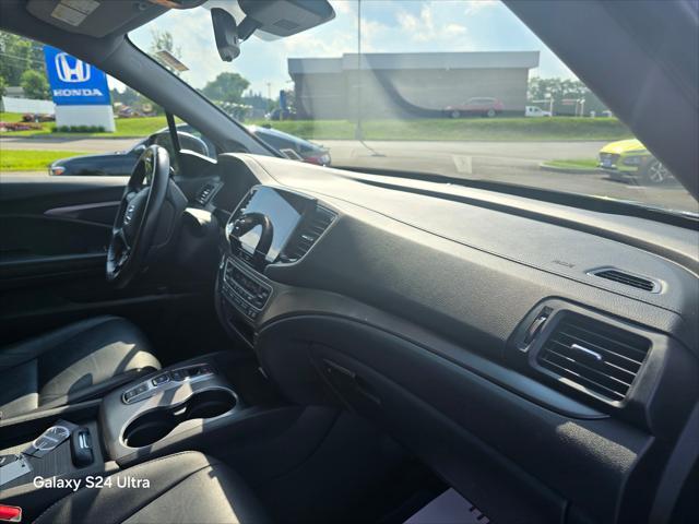 used 2022 Honda Pilot car, priced at $36,237