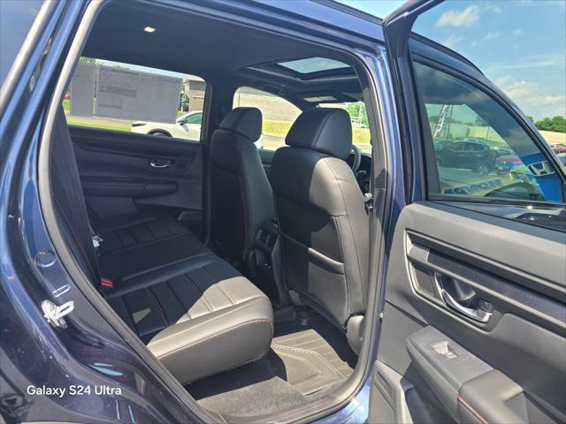 new 2026 Honda CR-V Hybrid car, priced at $43,645