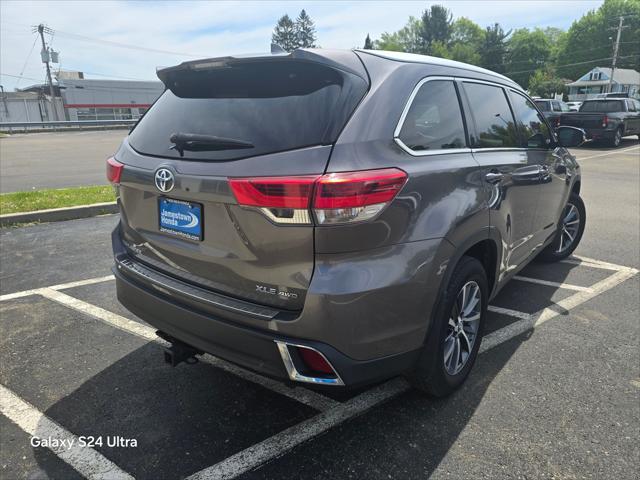 used 2019 Toyota Highlander car, priced at $25,174