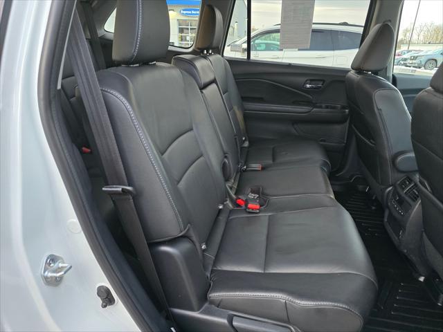 used 2022 Honda Pilot car, priced at $33,914