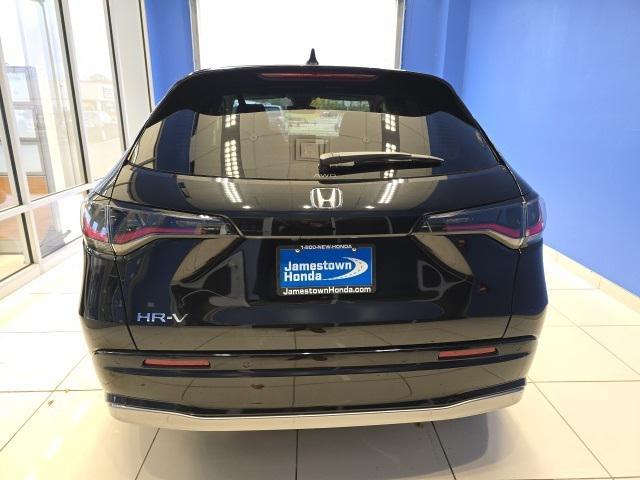 new 2025 Honda HR-V car, priced at $32,050