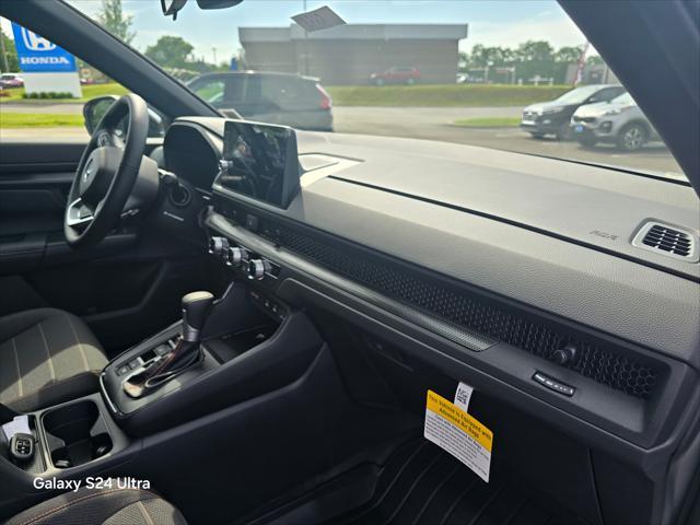 new 2026 Honda CR-V Hybrid car, priced at $40,650