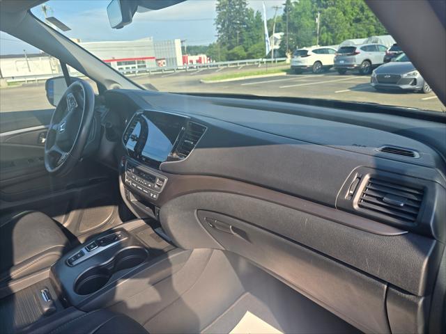 used 2022 Honda Pilot car, priced at $35,709