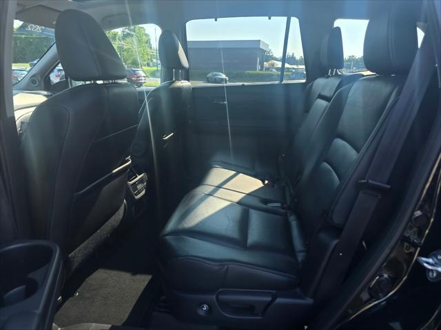 used 2022 Honda Pilot car, priced at $35,709