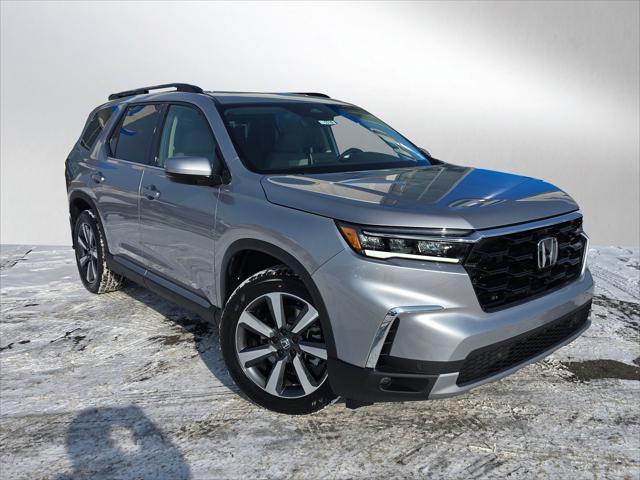 new 2025 Honda Pilot car, priced at $51,050