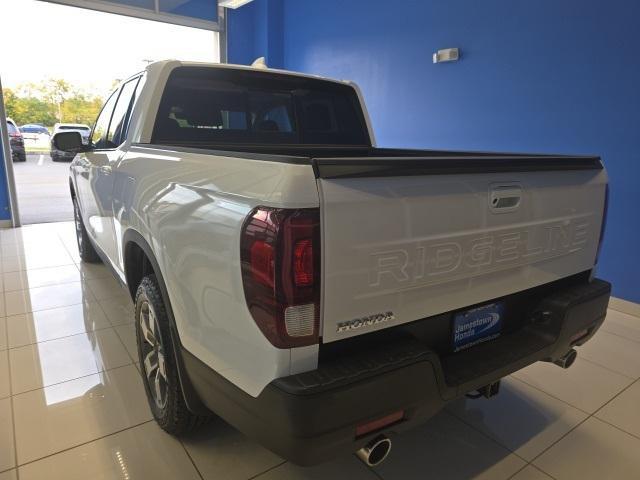 new 2025 Honda Ridgeline car, priced at $45,330