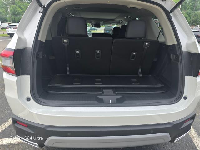 new 2025 Honda Pilot car, priced at $51,505