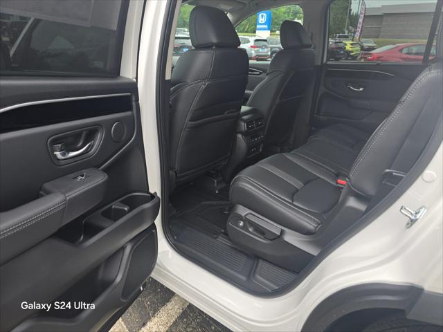 new 2025 Honda Pilot car, priced at $51,505