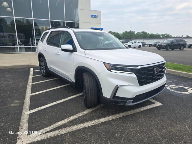 new 2025 Honda Pilot car, priced at $51,505