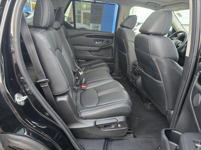 used 2023 Honda Pilot car, priced at $38,198