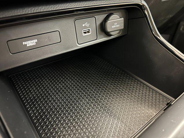 new 2025 Honda CR-V car, priced at $33,450