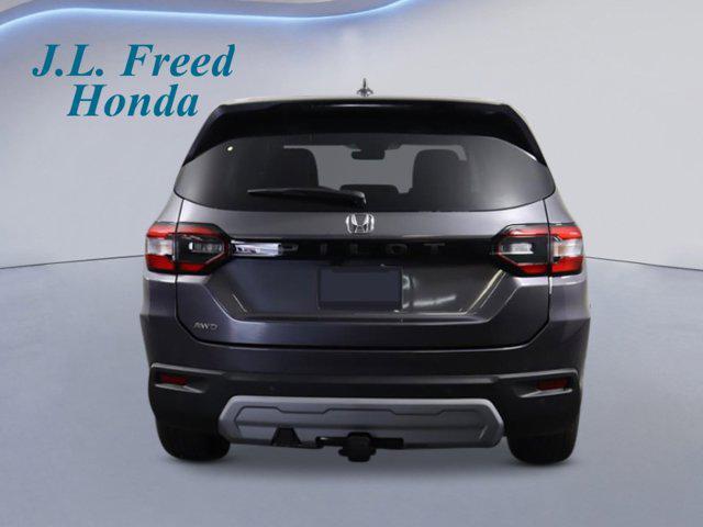 new 2025 Honda Pilot car, priced at $48,530