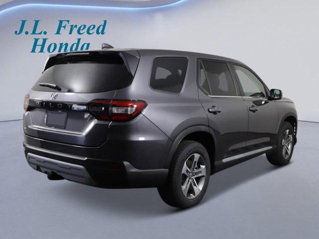 new 2025 Honda Pilot car, priced at $48,530