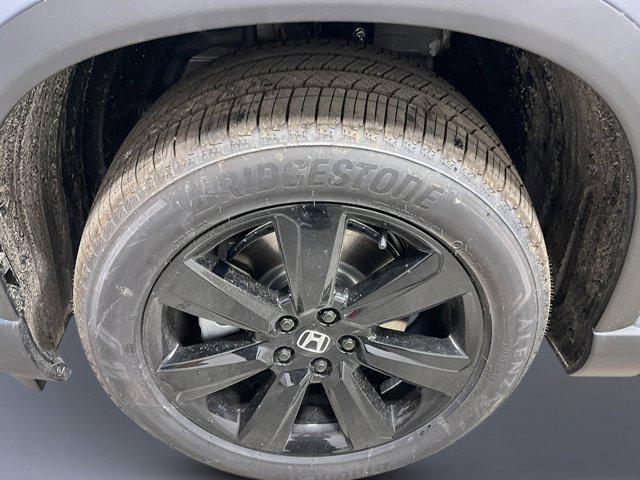 new 2025 Honda Pilot car, priced at $56,530