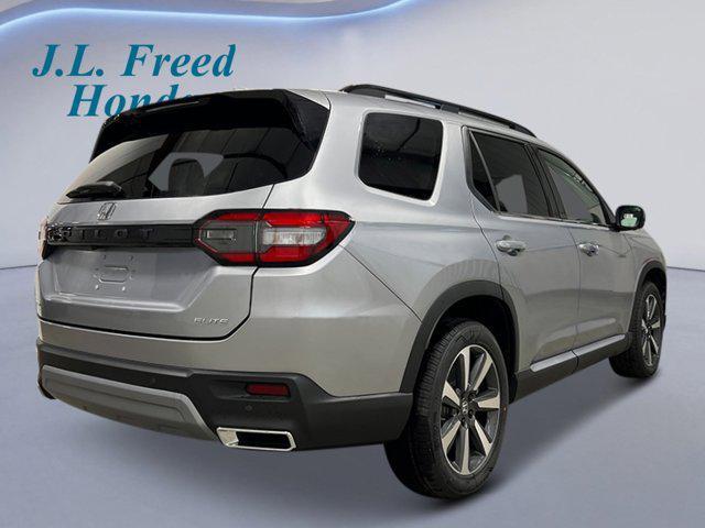new 2025 Honda Pilot car, priced at $54,530