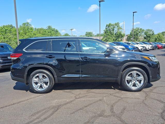 used 2017 Toyota Highlander car, priced at $22,995