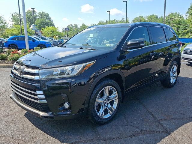 used 2017 Toyota Highlander car, priced at $22,995