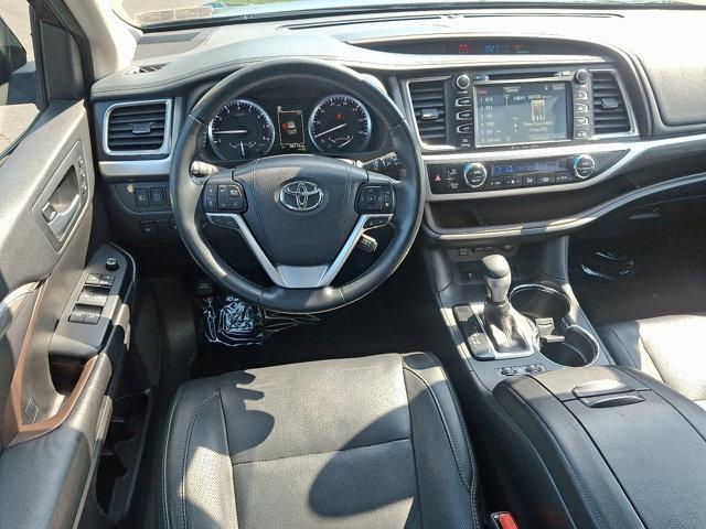used 2017 Toyota Highlander car, priced at $22,995