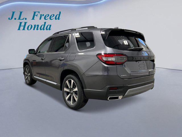 new 2025 Honda Pilot car, priced at $54,530