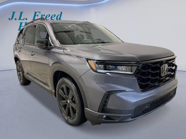 new 2025 Honda Pilot car, priced at $56,030
