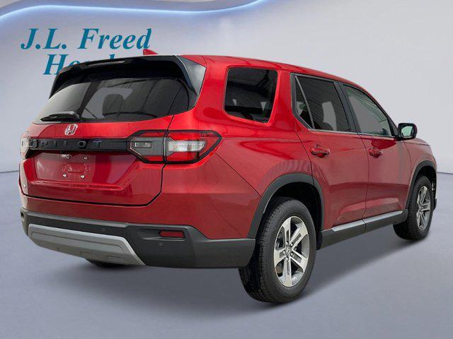 new 2025 Honda Pilot car, priced at $48,280