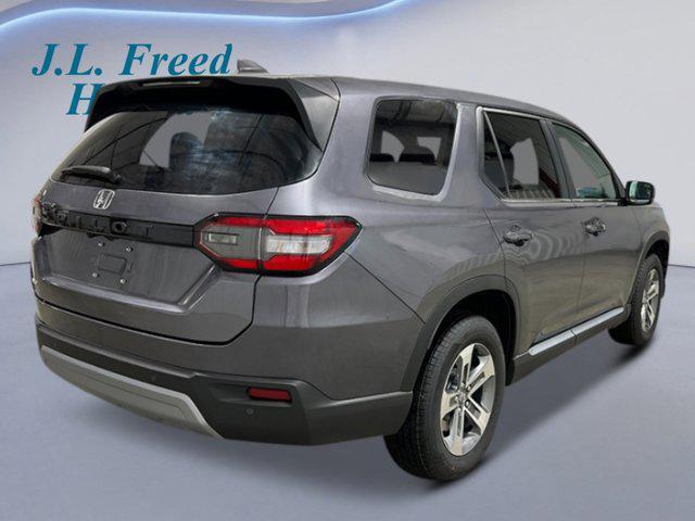 new 2025 Honda Pilot car, priced at $47,825
