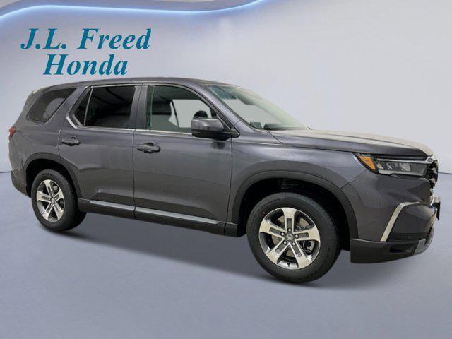 new 2025 Honda Pilot car, priced at $47,825