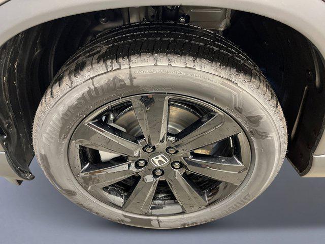 new 2025 Honda Pilot car, priced at $56,030