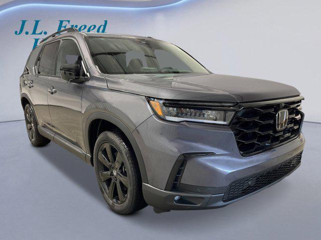 new 2025 Honda Pilot car, priced at $56,030