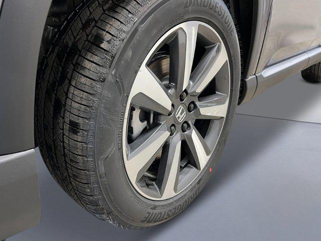 new 2025 Honda Pilot car, priced at $51,095