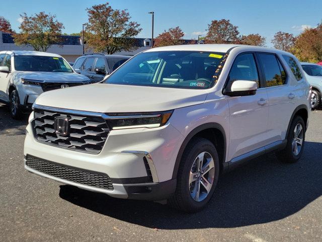 new 2025 Honda Pilot car, priced at $47,150