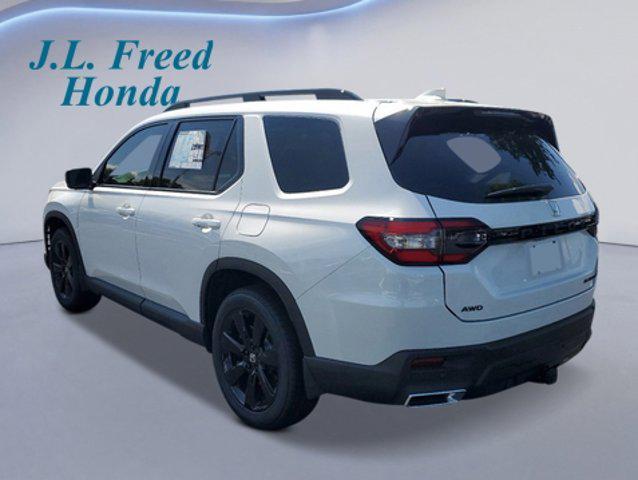 new 2025 Honda Pilot car, priced at $58,205